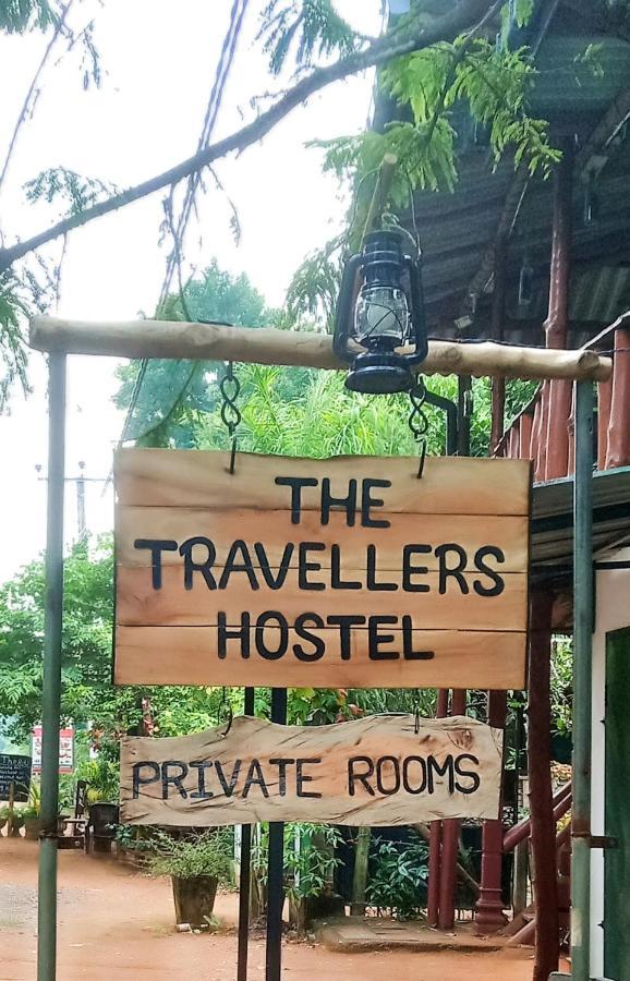 The Traveller'S Hostel & Private Rooms Sigiriya Exteriör bild