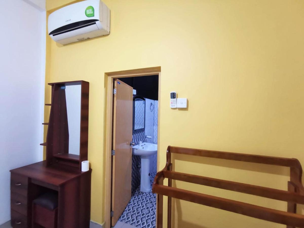 The Traveller'S Hostel & Private Rooms Sigiriya Exteriör bild
